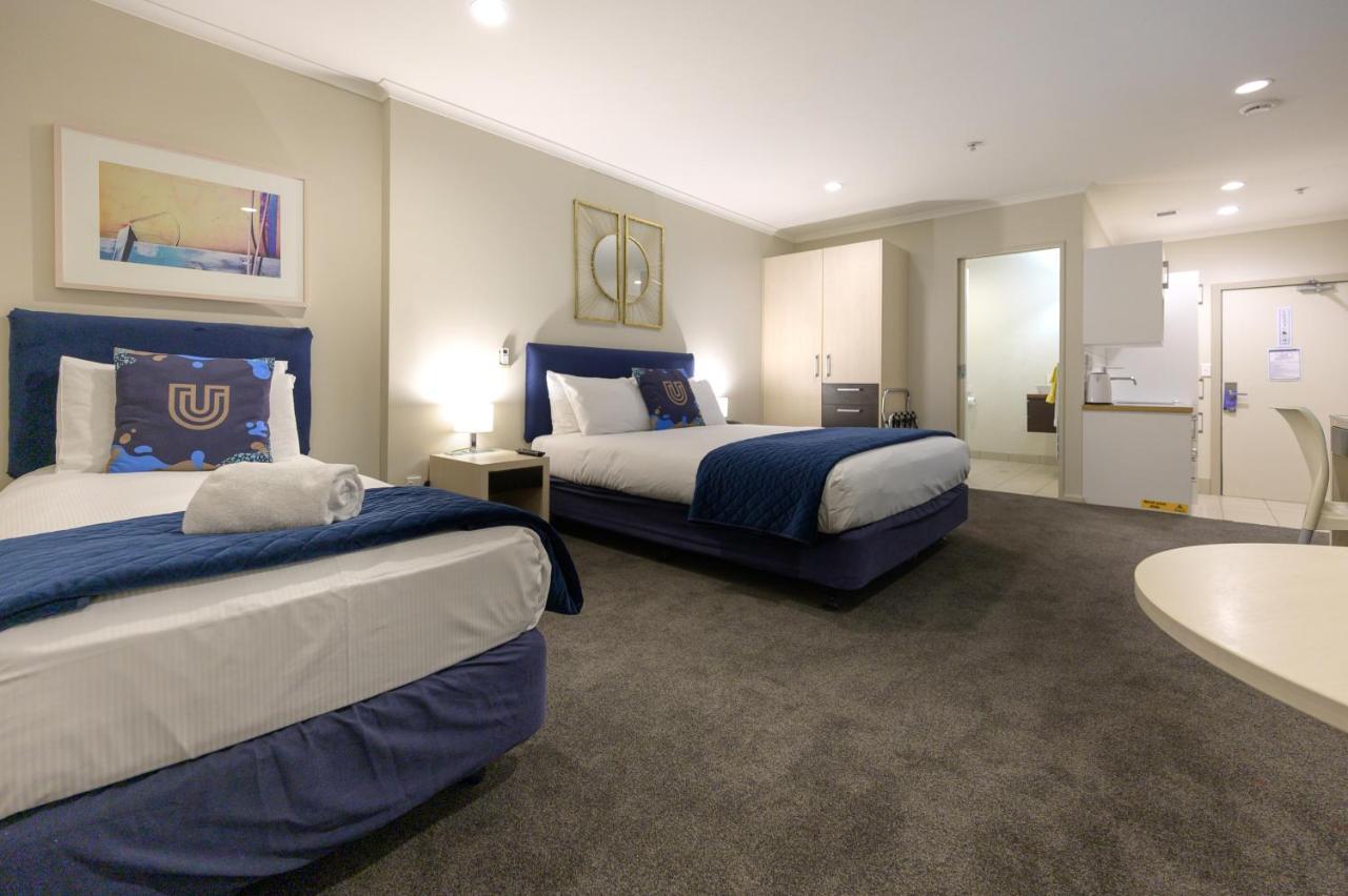 U Residence Hotel Веллингтон Экстерьер фото