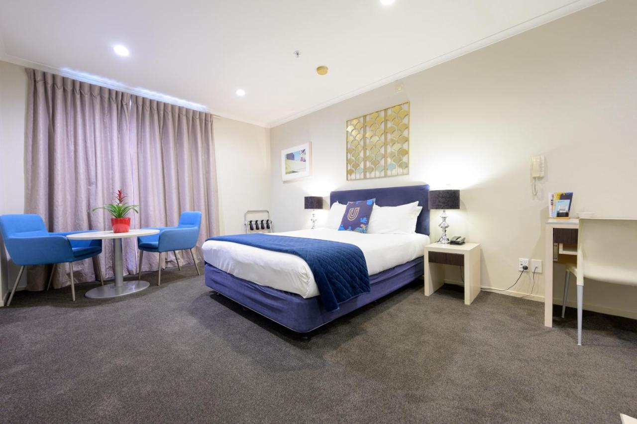 U Residence Hotel Веллингтон Экстерьер фото