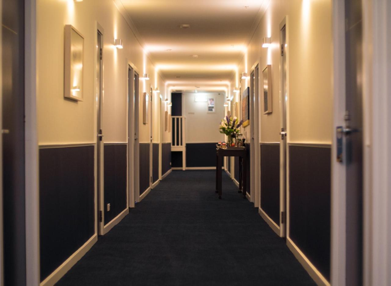U Residence Hotel Веллингтон Экстерьер фото