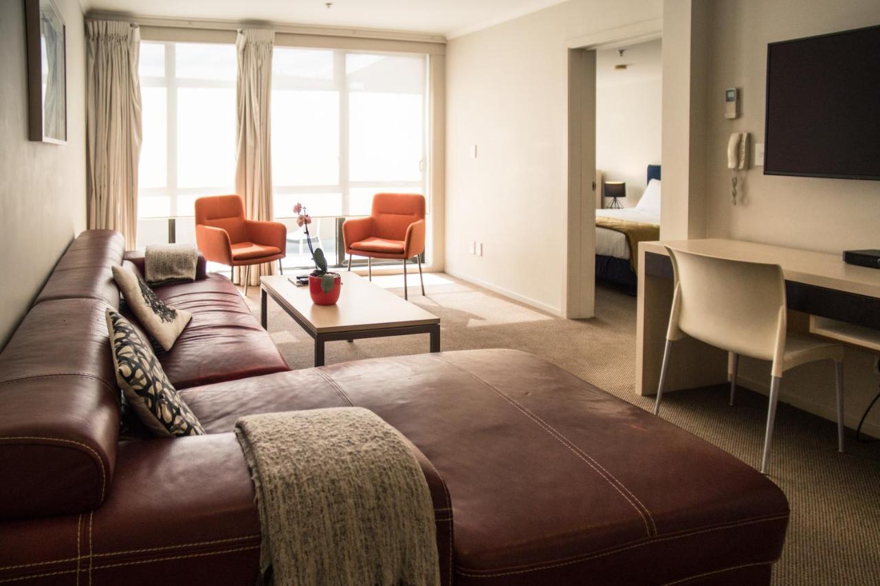U Residence Hotel Веллингтон Экстерьер фото